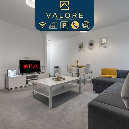 Modern 1 Bed In Central Mk, Free Parking, Smart Tv, Manhattan House By Valore Property Services Μίλτον Κέινς Εξωτερικό φωτογραφία